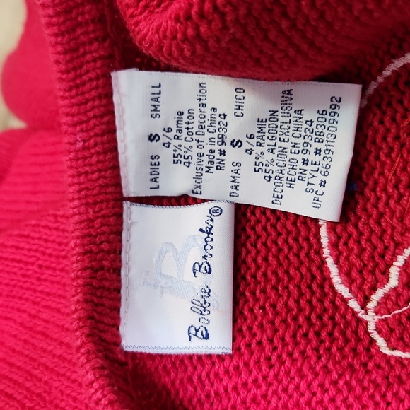 Bobbie Brooks Christmas gingerbread house themed sweater vest size small - Picture 12 of 15